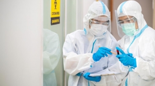 Qazaxıstanda 50-dən çox həkim koronavirusdan ölüb