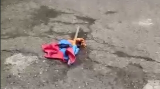 Hərbçimiz Ağdərədə separatçıların əski parçasını tapdaladı - ANBAAN VİDEO 