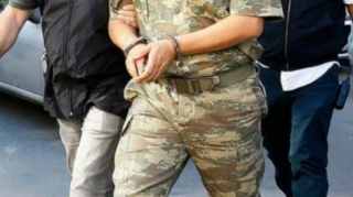 Hərbi hissənin xidmət rəisinə cinayət işi açıldı - Yaxın adamı həbs edildi 