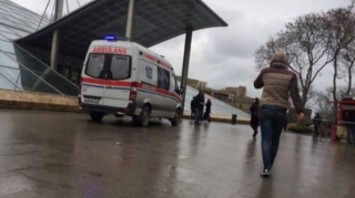 Təcili yardım gələnə kimi xəstə keçinə bilər - Metronun tibb məntəqəsi PROBLEMİ... 