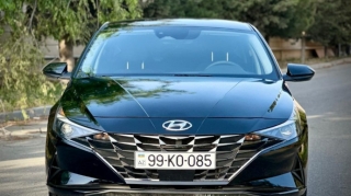 Mərkəzi Bankın 100 min manatlıq maşını satışa çıxarılır 