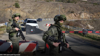 Qarabağda sülhməramlılarının avtomobili atəşə tutuldu: ölənlər var 