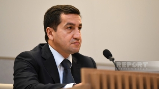 Hikmət Hacıyev:  "Qarabağda etnik təmizləmə və soyqırımı həyata keçirilmir"
