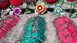 Ata və övladları dəfn olundu - Bir ailənin faciəsi   - FOTO