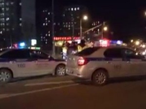 Bir banka qəhvəyə görə yollar bağlandı: polis ayağa qaldırıldı - VİDEO