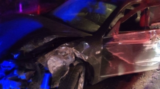 İsmayıllıda "Prius" ağaca çırpıldı - 4 nəfər xəsarət aldı 