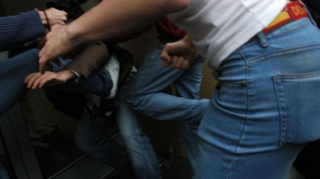 Tənəffüs vaxtı məktəbli sinif yoldaşına xəsarət yetirdi - YENİLƏNİB