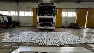 Gömrük postunda xüsusi üsulla gizlədilmiş 39 kiloqramdan artıq heroin aşkar edildi - FOTO