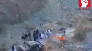 В Иране автомобиль упал в овраг: есть погибшие и раненые   - ВИДЕО