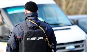 Naməlum şəxs yoldan keçənlərə atəş açıb