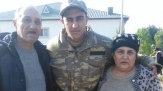 “Nurlandan sonra ata-anamız da öldü, bizə “ev düşmür” deyirlər” - Zirzəmidə yaşayan bacı-qardaş   - FOTO