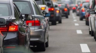 Bakı-Sumqayıt yolunda qəza sıxlığa səbəb OLDU 