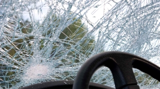 Xətaidə 53 yaşlı qadın yol qəzasında xəsarət alıb 