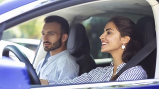 Ərlə arvad bir-birinin maşınını etibarnaməsiz sürə bilər? - Qanunda hələ də boşluq var 