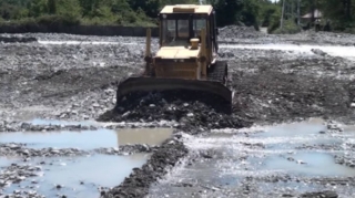 Güclü sel Oğuzda elektrik dirəyini yuyub apardı, meşəni su basdı  - VİDEO