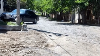 Yeddi illik baxımsızlıq: Sakinlərin yol problemi - VİDEO 