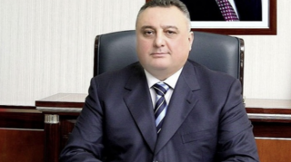 Eldar Mahmudov şəxsiyyət vəsiqəsi ala bilmir 