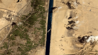 Dünya iqtisadiyyatının “tutulan damarı” Süveyş gec açılsa, nə baş verəcək?  - VİDEO