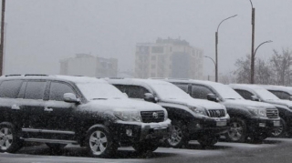 Arayik Arutyunyan avtomobilini satışa çıxarıb
