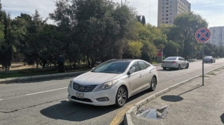 Binəqədidə "protiv" park edən sürücü  - FOTO