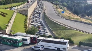 Paytaxtın bu küçələrində sıxlıq müşahidə olunur - SİYAHI 