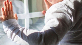 Gəncədə azyaşlı 3-cü mərtəbədən yıxılıb