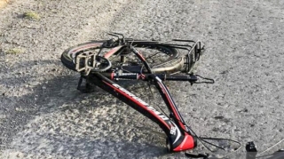 Bərdədə avtomobil velosipedçini vuraraq öldürüb 