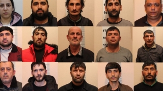 Lənkəranda gözəllik salonunda 12 kq-a yaxın narkotik və saxta dollarlar aşkarlanıb  - FOTO