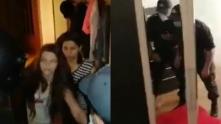 Polisə zibil atan sakinlər evdən çılpaq çıxarıldı - ANBAAN VİDEO 