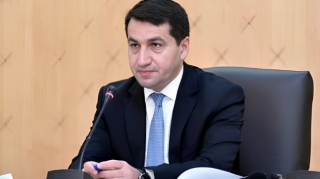 "Ərazi iddiaları çıxarıldıqdan sonra sülh üçün problem görmürük" - Hikmət Hacıyev 