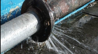 Magistral kəmərdə qəza - Bakının iki rayonu susuz qaldı 