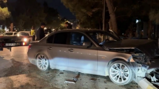 "BMW" ilə "Prius" toqquşdu - VİDEO