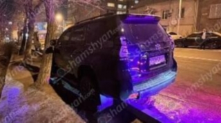 Erməni diplomat sükan arxasında öldü 