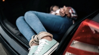 Bakı sakinləri qız qaçırmağa necə baxırlar?  - Vətəndaşlar arasında sorğu - VİDEO 