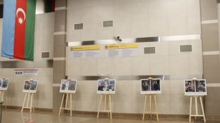 Bakı metrosunda "Sizinlə qürür duyuruq" layihəsi davam edir  - FOTO