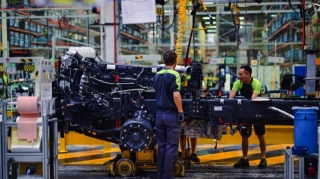 Avtomobil istehsalçıları kömək istəyirlər 