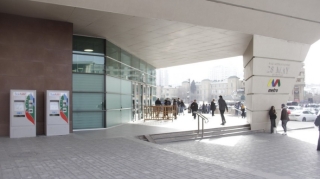 Bakı metrosunda əlavə yükləmə terminalları yerləşdirilib  - FOTO