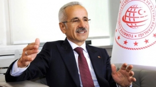 Türkiyəli nazir Zəngəzur dəhlizindən danışdı 