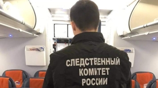 Rusiyada təyyarə məcburi eniş etdi - Sərnişin öldü 