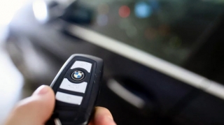 Polis öz avtomobilini oğurlayan kişini saxlayıb 