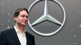 Глава «Mercedes-Benz» призвал инвестировать в развитие аккумуляторной индустрии Европы   - ВИДЕО