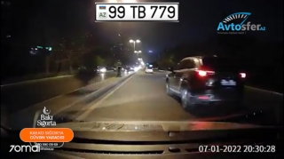 Bakıda "avtoşluq" edən sürücü görün nə etdi  - VİDEO