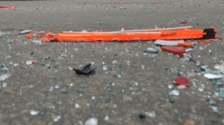 Qubada avtomobil ana və iki azyaşlı uşağını vurub