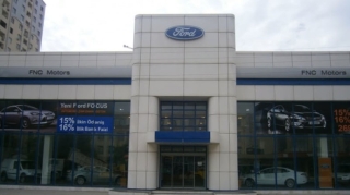 "Ford"  avtoservisin direktoru niyə döyülüb? - Avtomobili təmir ediblər, amma...   - FOTO