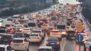 Yol polisi sürücülərin hər gün etdiyi səhvin görüntülərini yaydı – Biabırçılıq - VİDEO 