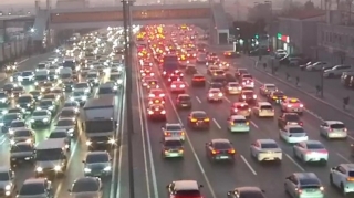 Bu yollarda tıxac var - SİYAHI 