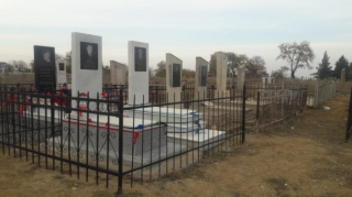 Bakıda qəbiristanlıqdan dəmir barmaqlıqlar oğurlanıb 