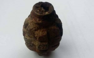 Polis bölməsində qumbara tapılıb - FOTO