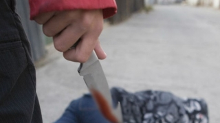 Abşeronda borclu abonent “Azərsu”yun əməkdaşını bıçaqladı  - VİDEO