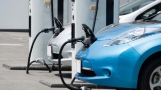"Yaxın illərdə problem daha da kəskinləşə bilər" - Elektromobil bazarında yeni çağırış 